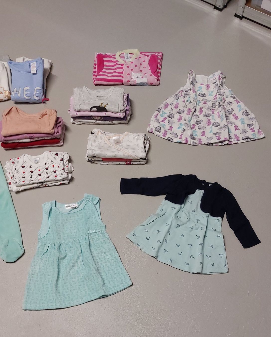 Lotti & Set di vestiti: Kleiderpaket Herbst/Winter Grösse 68 – Usato da Hefenhofen venduto da mar_pm5k 3