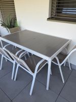 Balkontisch-Set mit 4 Stühlen in sehr gutem Zustand