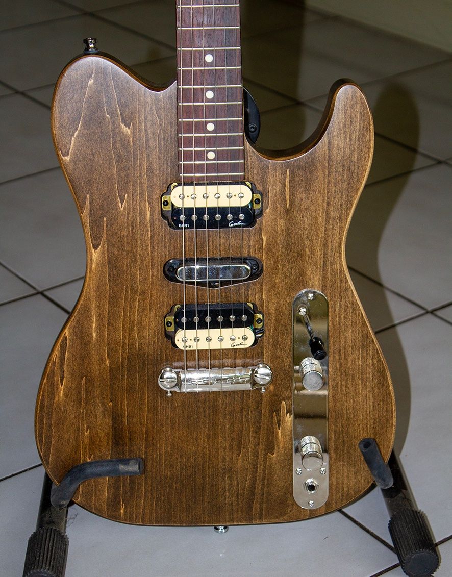 Godin Musikinstrumente: Godin Radium RW Carbon Black – Neu (gemäss Beschreibung) aus Martigny von gar_nd76 2