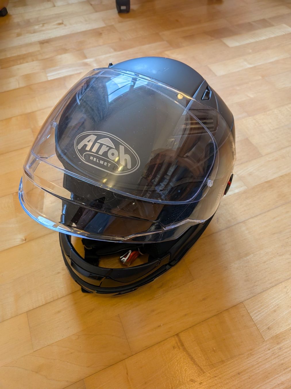 Airoh Caschi & visiere: Motorradhelm – Usato da Fehraltorf venduto da pfa_7w7r