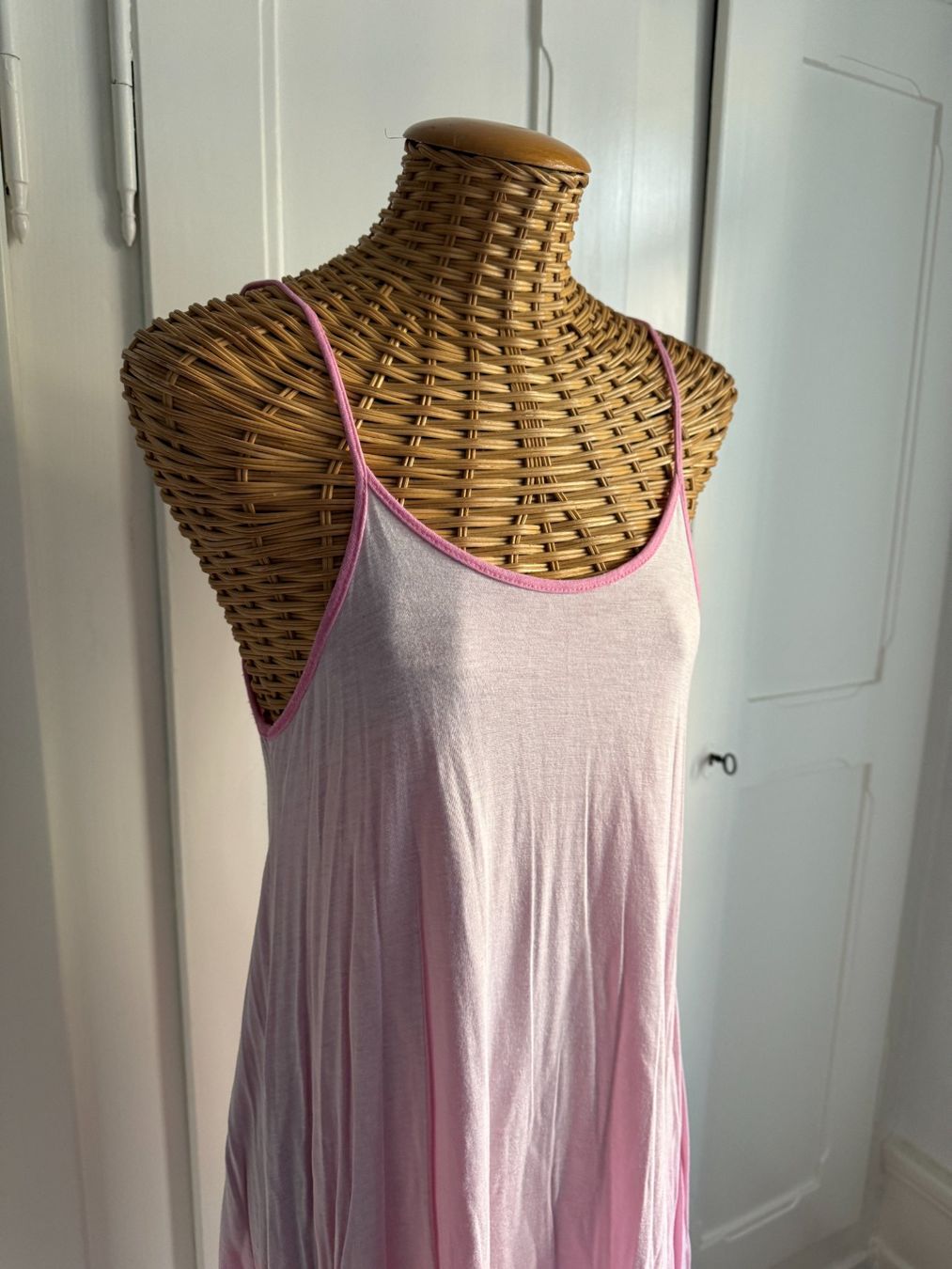 Robes: Kleidchen rosa fliessend M – D'occasion à Zürich par Diazaio 1