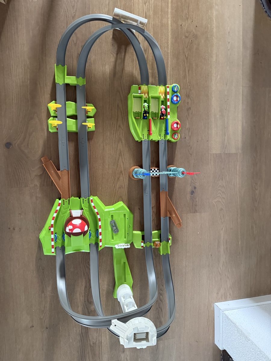 Hot Wheels Spielzeuge: Hot Wheels Mario Kart – Gebraucht aus Winterthur von valea83 3