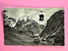 Grindelwald - die Firstbahn mit dem Wetterhorn