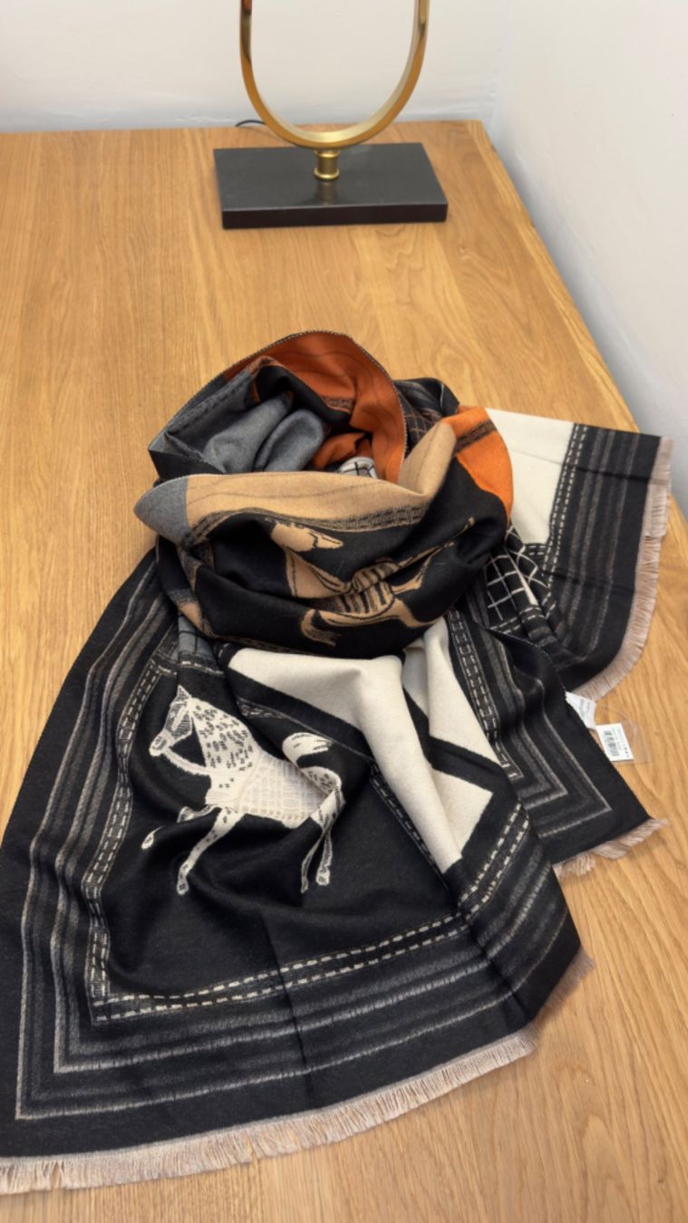 Foulard & Sciarpe: NEU Wolle fabric klassischer Schal warm – Nuovo e nell'imballaggio originale da Faulensee venduto da Liebes_Kind_2019 4