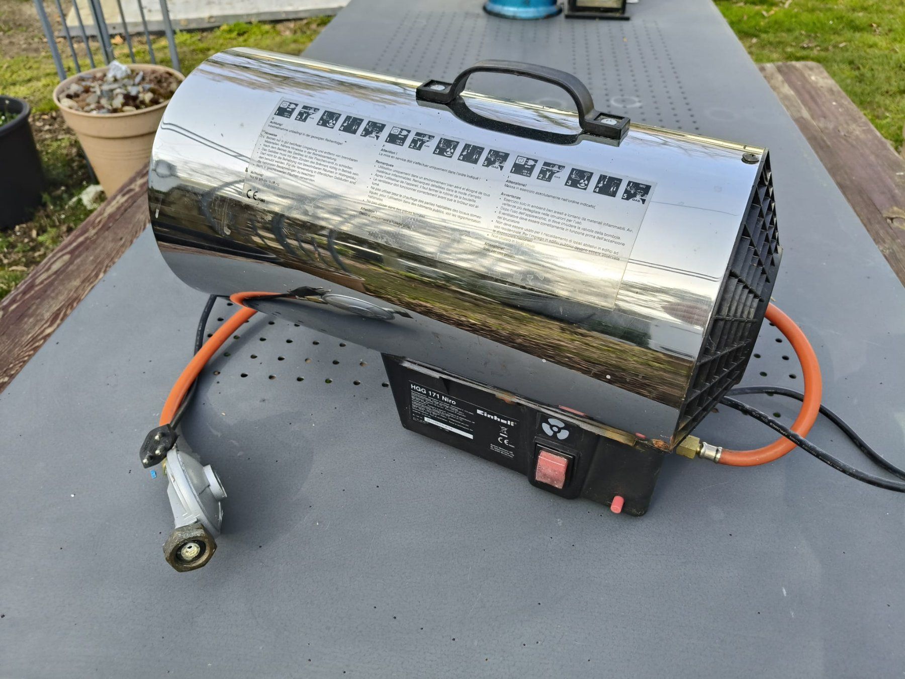Einhell Radiatori: Gasheizgebläse Einhell; 1x gebraucht – Nuovo (secondo la descrizione) da Effretikon venduto da gilead04 1