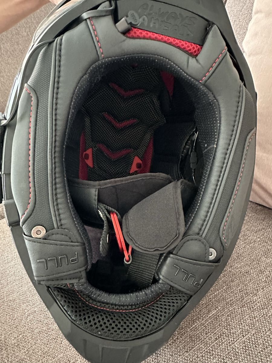 Casques & visières: LS2 Carbon Dragon Motoradhelm mit LS2 Spectrum Intercom – D'occasion à Degersheim par Mary82 1