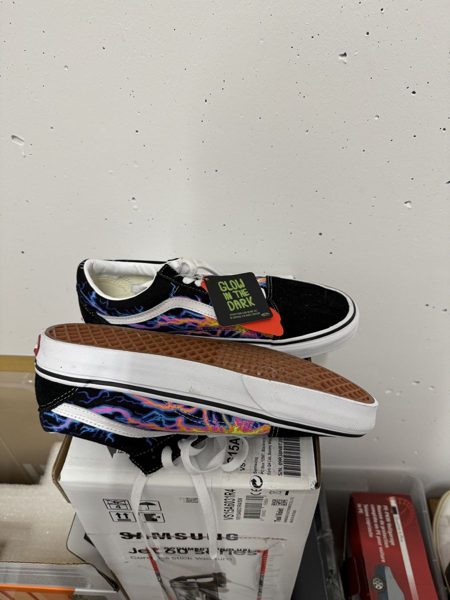 Herrenschuhe: Vans – Neu und originalverpackt aus Küssnacht am Rigi von pet_h97d 2