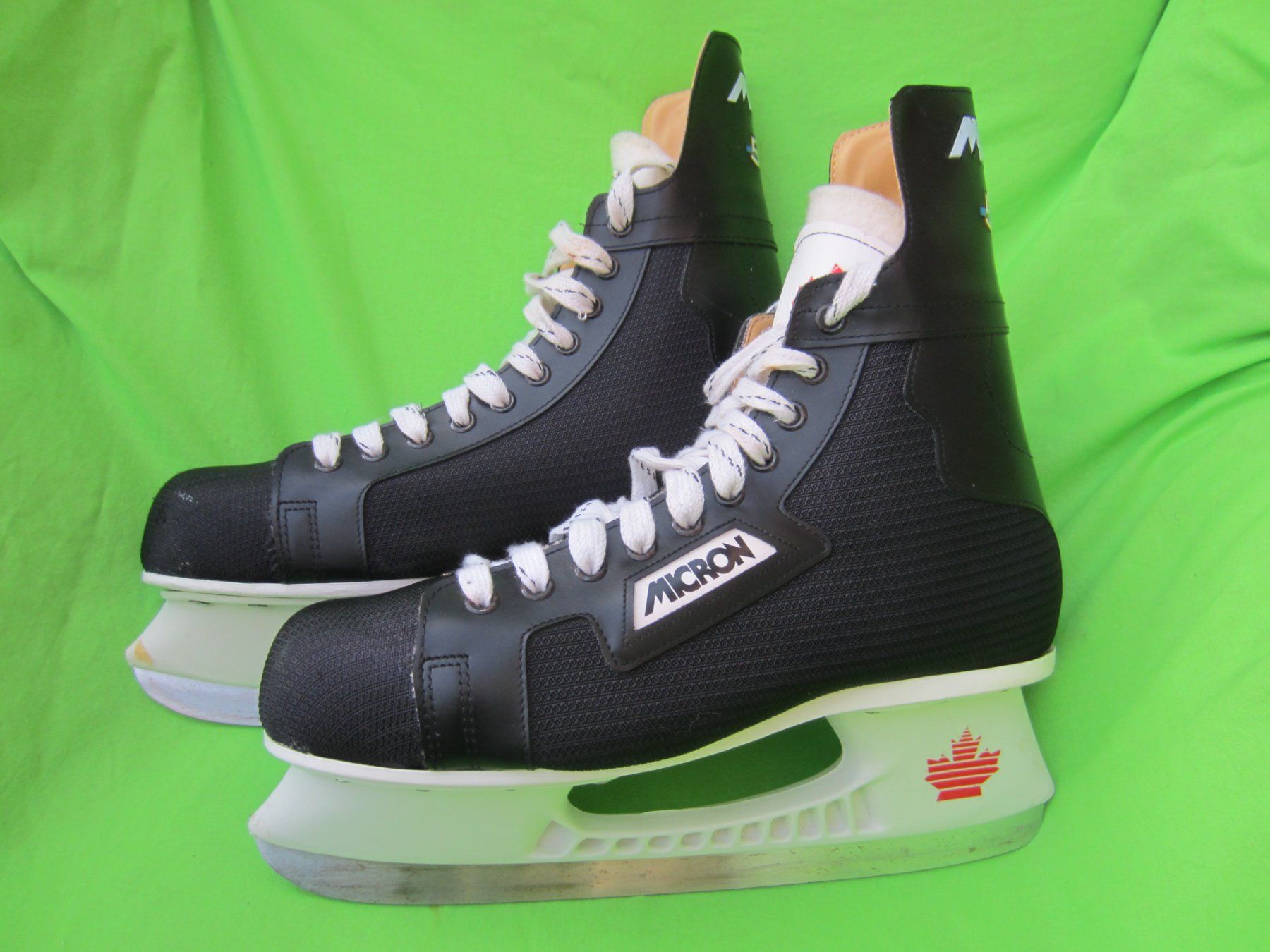 Pattini da ghiaccio: MICRON 550 Schlittschuhe Eishockeyschuhe Fabrikneu Gr.46 – Nuovo e nell'imballaggio originale da Sursee venduto da Tschiger 1