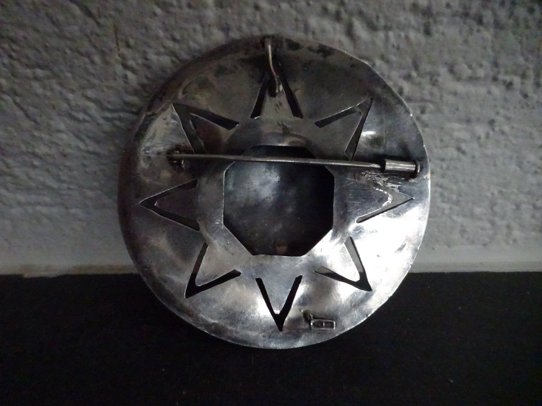 Broschen & Nadeln: Brosche Fibel Koralle / 800 Silber – Gebraucht aus Esslingen von eintagammeer 2