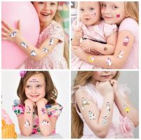 10 feuilles tatouage enfant LICORNE