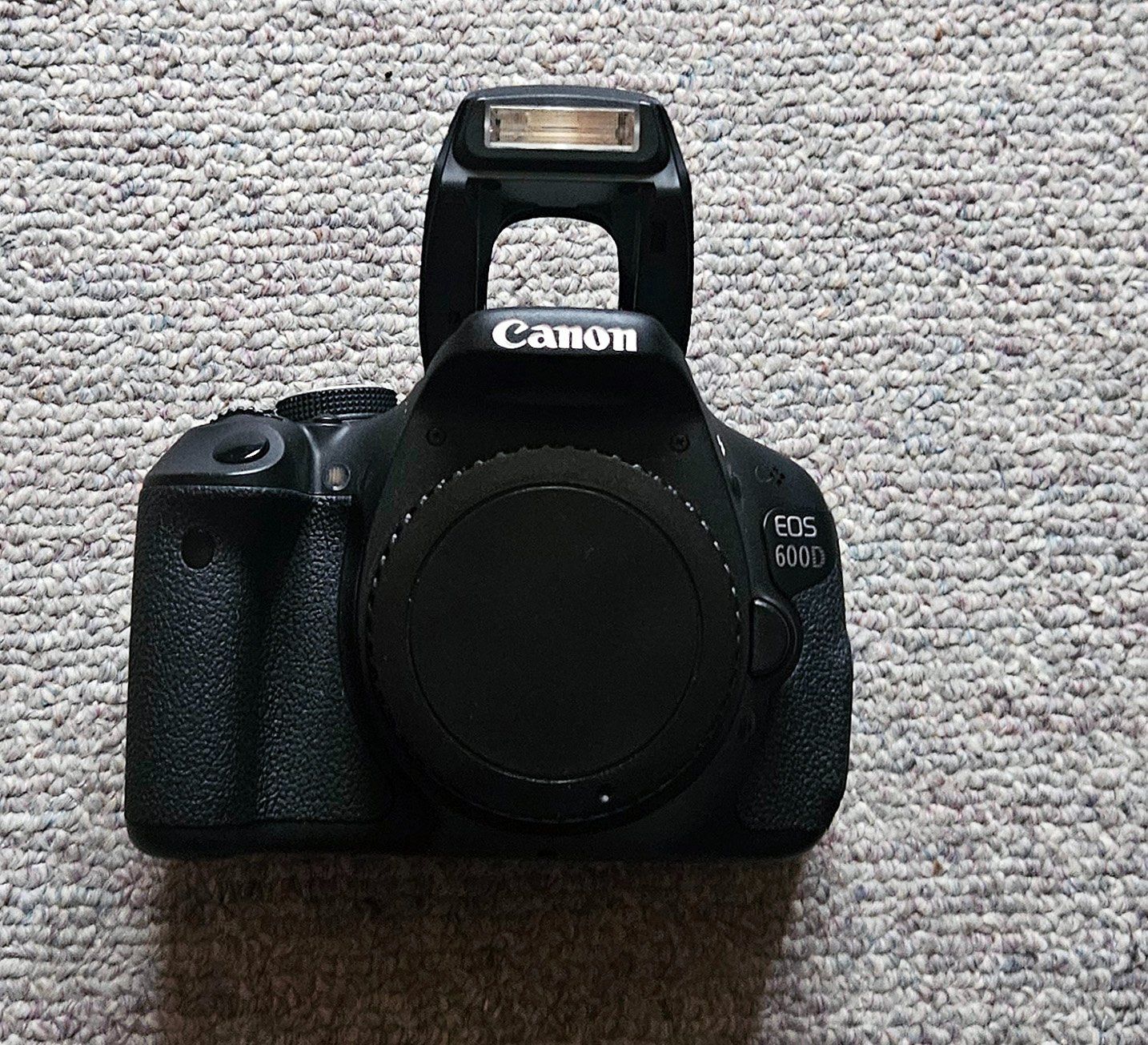 Canon Fotocamera: Canon EOS 600D und Zubehör – Usato da St.Gallen venduto da Bermuda 3