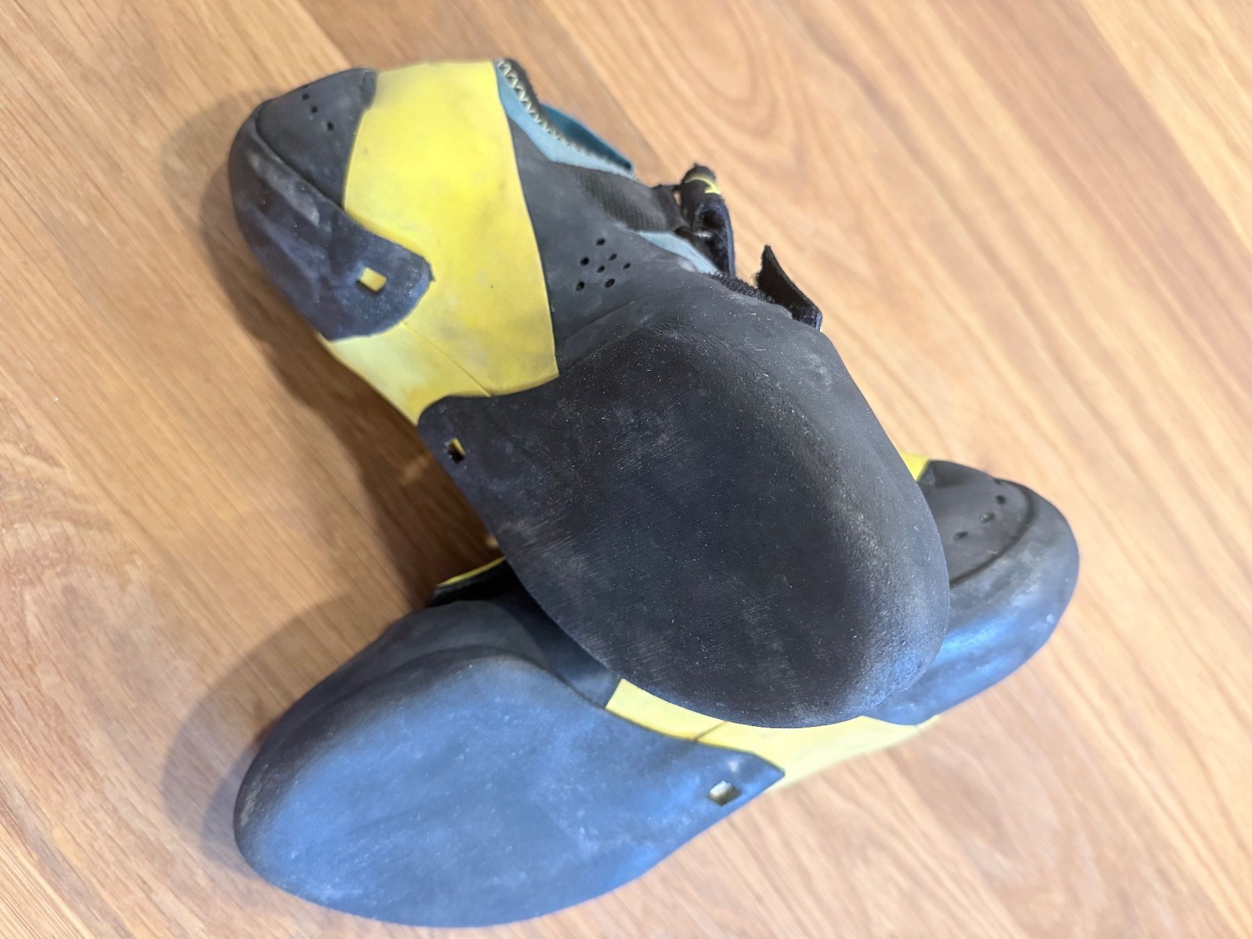 Scarpa Scarpe da uomo: Kletterschuhe Scarpa Vapor V Grösse 40 – Usato da Rüti ZH venduto da Dietschis 1