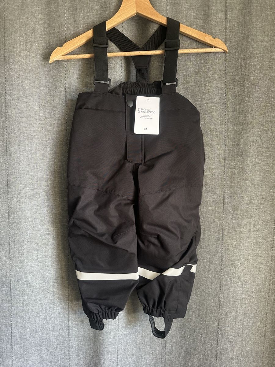 H&M Pantaloni: Gefütterte Regenhose – Nuovo e nell'imballaggio originale da Uitikon Waldegg venduto da MGC