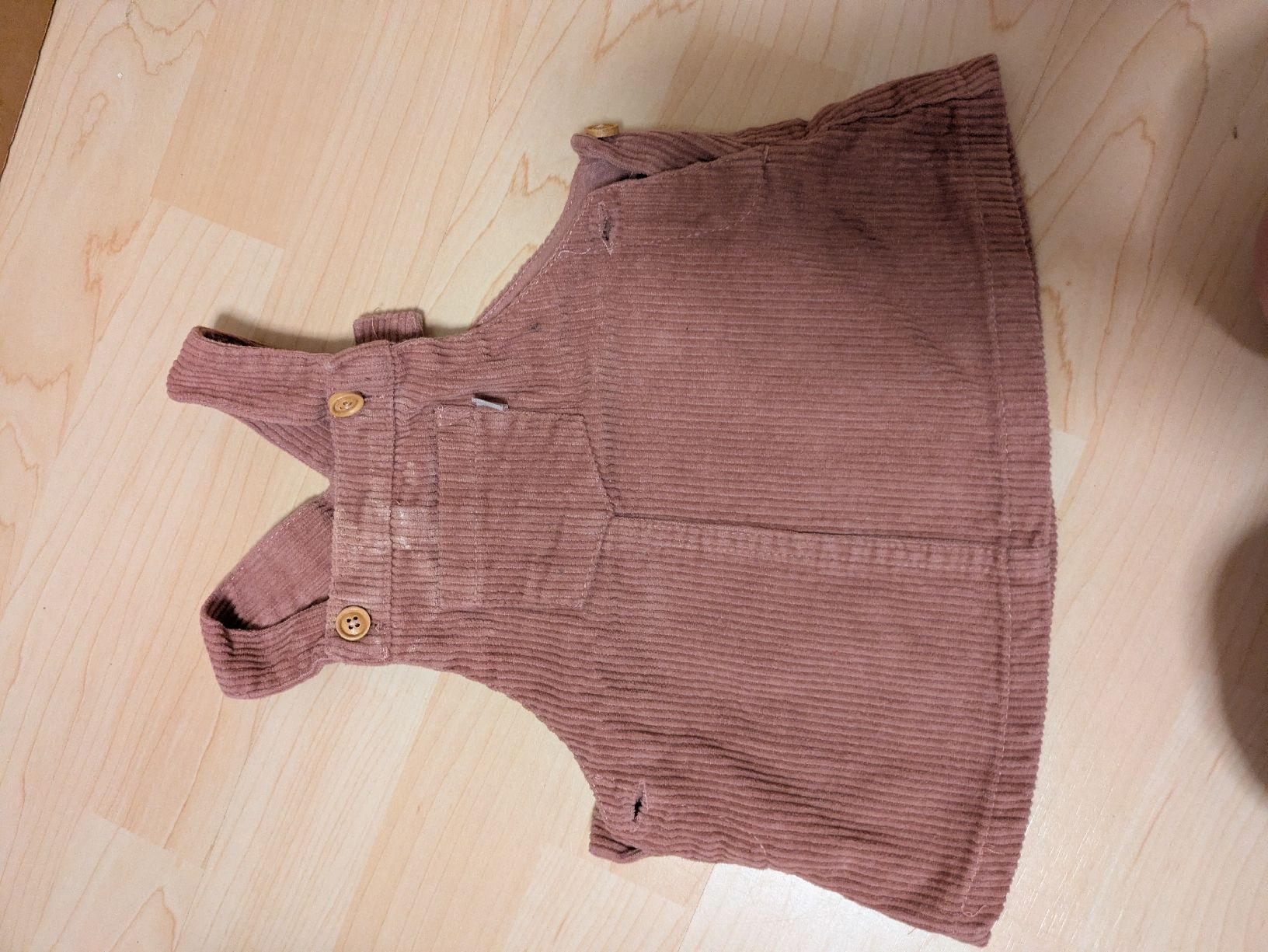 Vestiti & Gonne: kleidchen – Usato da Lengnau Ag venduto da Mona_03