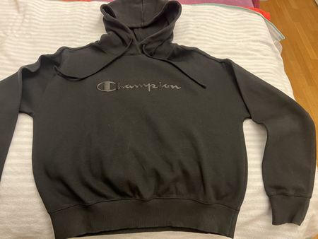 Schwarzer Champion Hoodie, Grösse M, Top Zustand!