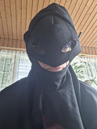 Kostüm Umhang Fledermaus mit Kapuze Schwarz Kinder Grösse M