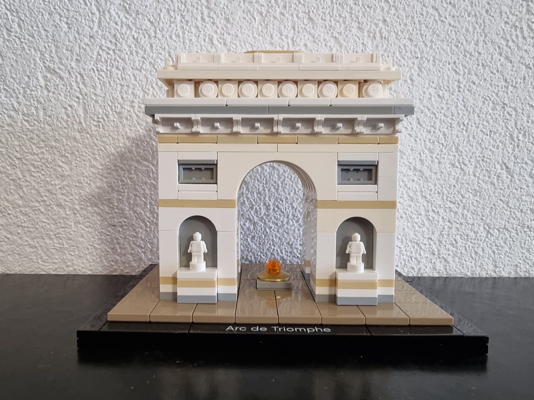 Lego Kit di costruzioni: LEGO Architecture 21036 - Arc de Triomphe - Complet – Usato da Charmey (Gruyère) venduto da winner-winner 1