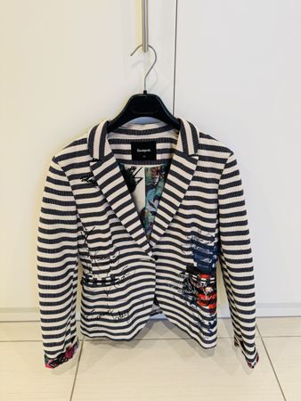 Desigual Blazer, Gr. 40 - Top Zustand!