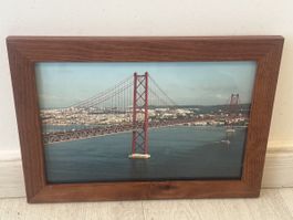 Cadre photo en bois – Pont du 25 Avril (Lisbonne) – 34x25 cm