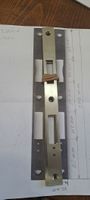 Pos.2 Schliessbleche INOX  MSL Flip Lock
