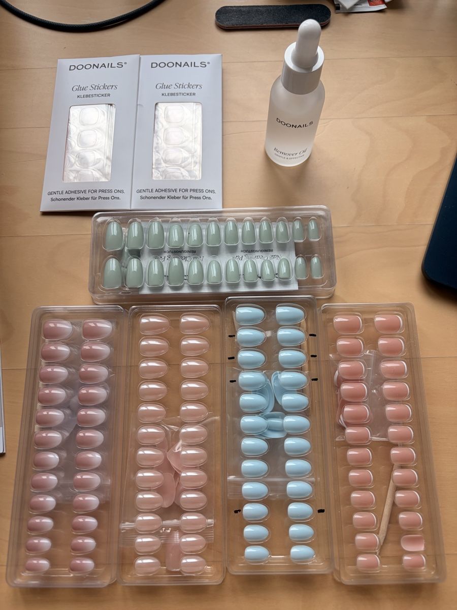 Ongles artificiels: Doonails Set – Neuf (Voir description) à Zürich par ajuga89