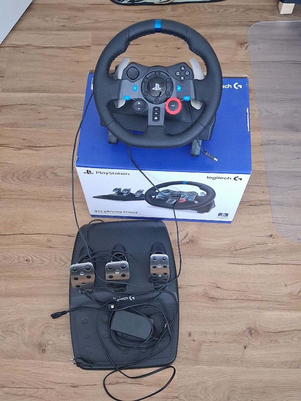Sony Konsolen: Logitec Lenkrad+Pedale – Neu (gemäss Beschreibung) aus Mels von ale_5ypc 4