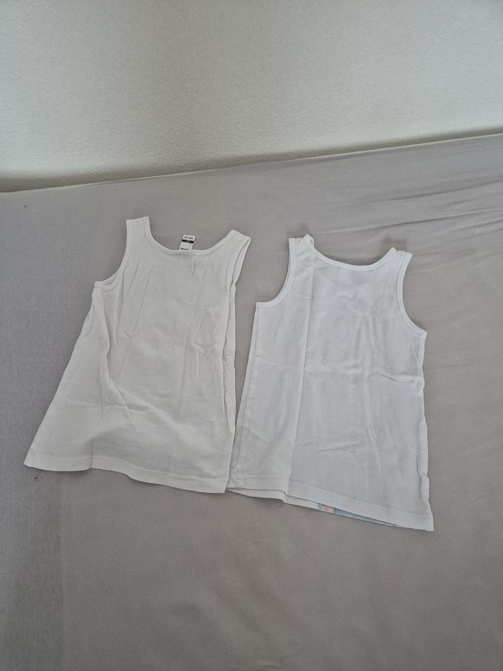 Sous-vêtements: Unterhemd – D'occasion à Hörhausen par Nuage81 1