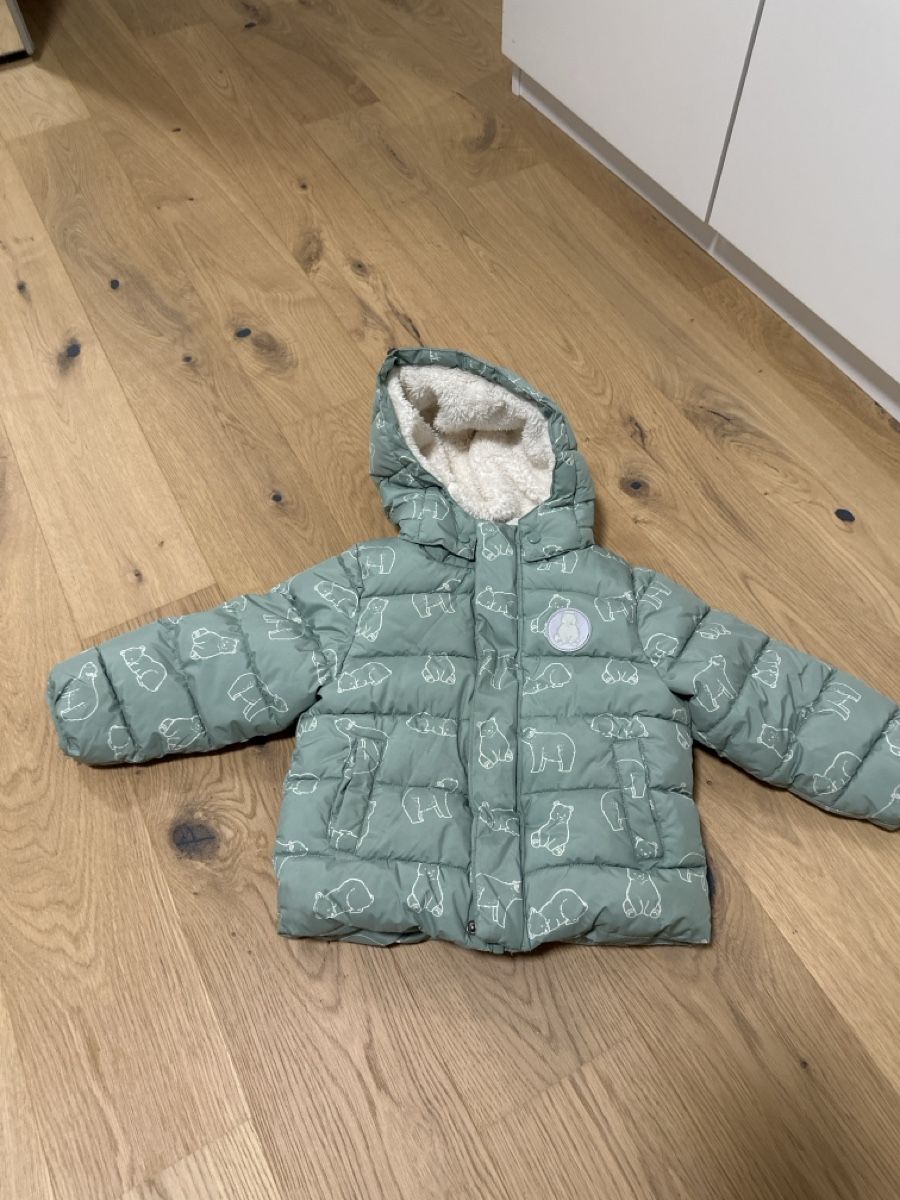 Vestes & Manteaux: 2 Winterjacken mit 1 Winterhose Gr. 86/92 – D'occasion à Affeltrangen par admar 1