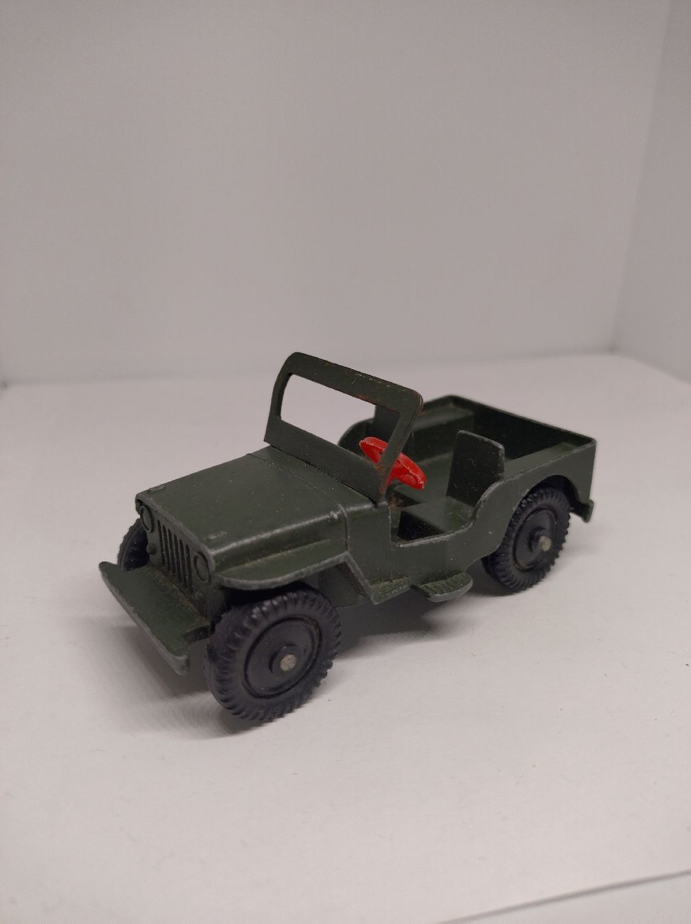 Jeep Modellini d'auto: Lone Star, Jeep militaire miniature d'époque – Usato da La Chaux-de-Fonds venduto da Pierrot8404