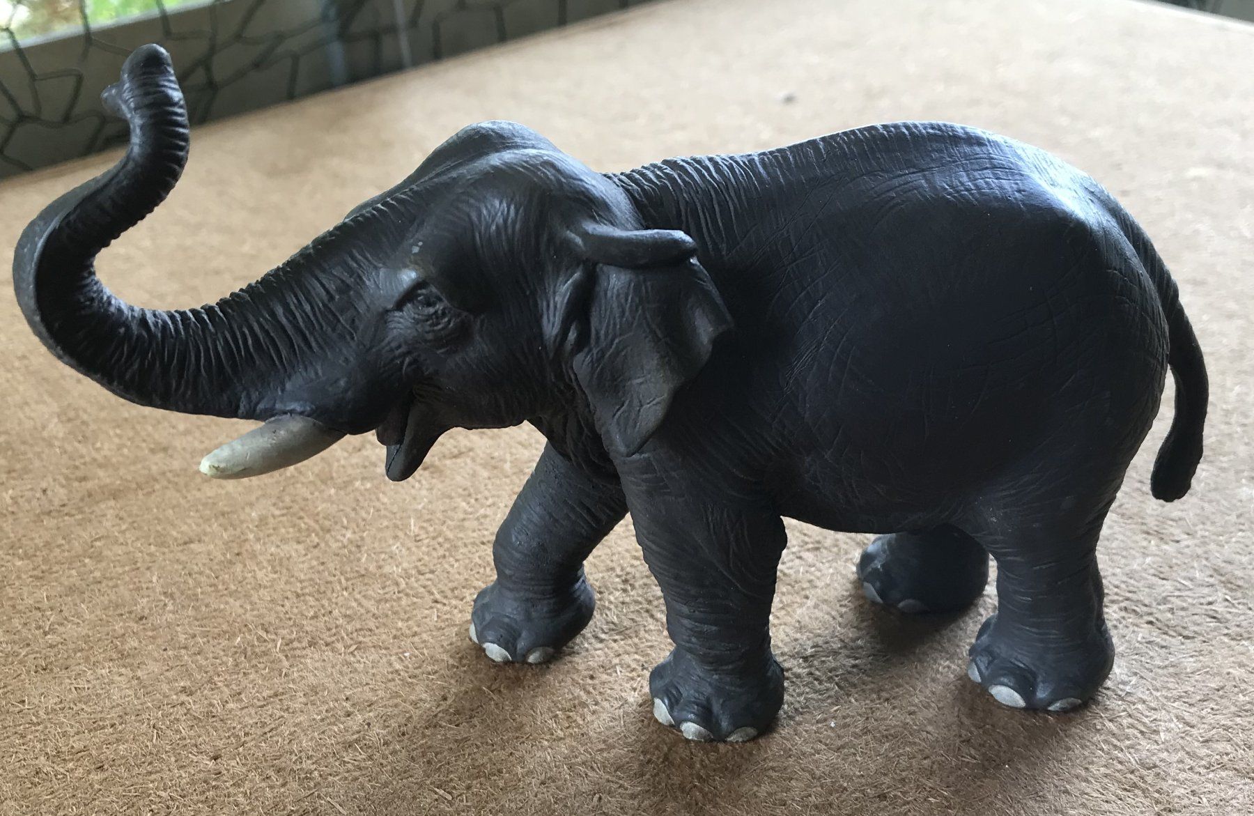 Schleich Statuette: SCHLEICH ELEFANT – Usato da Ostermundigen venduto da wini63