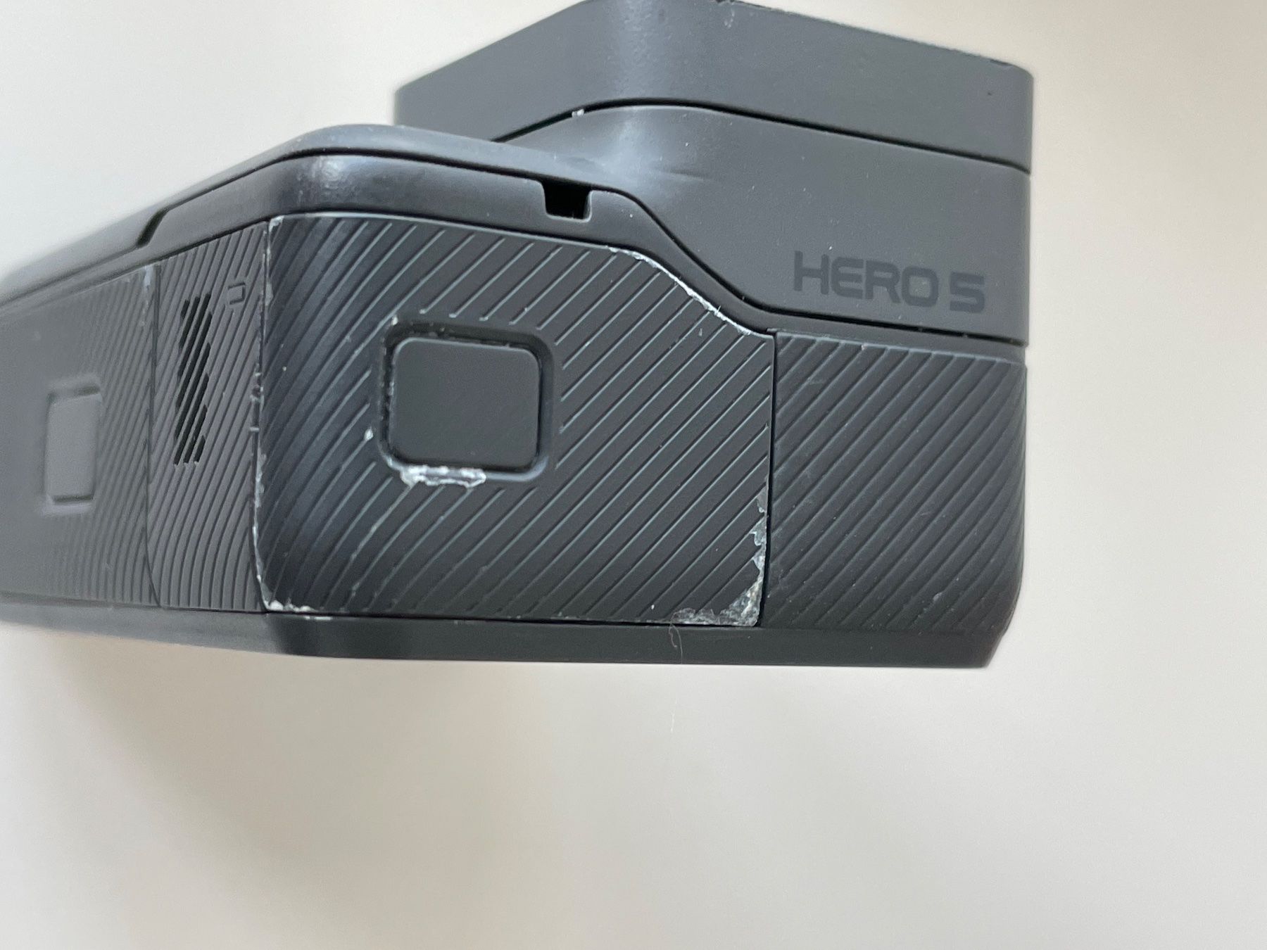 Gopro Action Cam: Go pro hero 5 black with accessories – Usato da Uetikon am See venduto da kar_r6xq 1