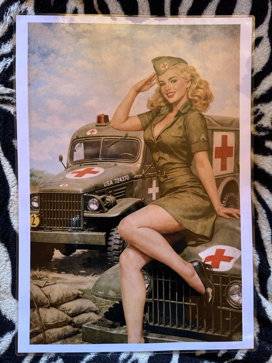 Foto & Immagini: Pin up us army frau – Nuovo (secondo la descrizione) da Reinach AG venduto da rares75