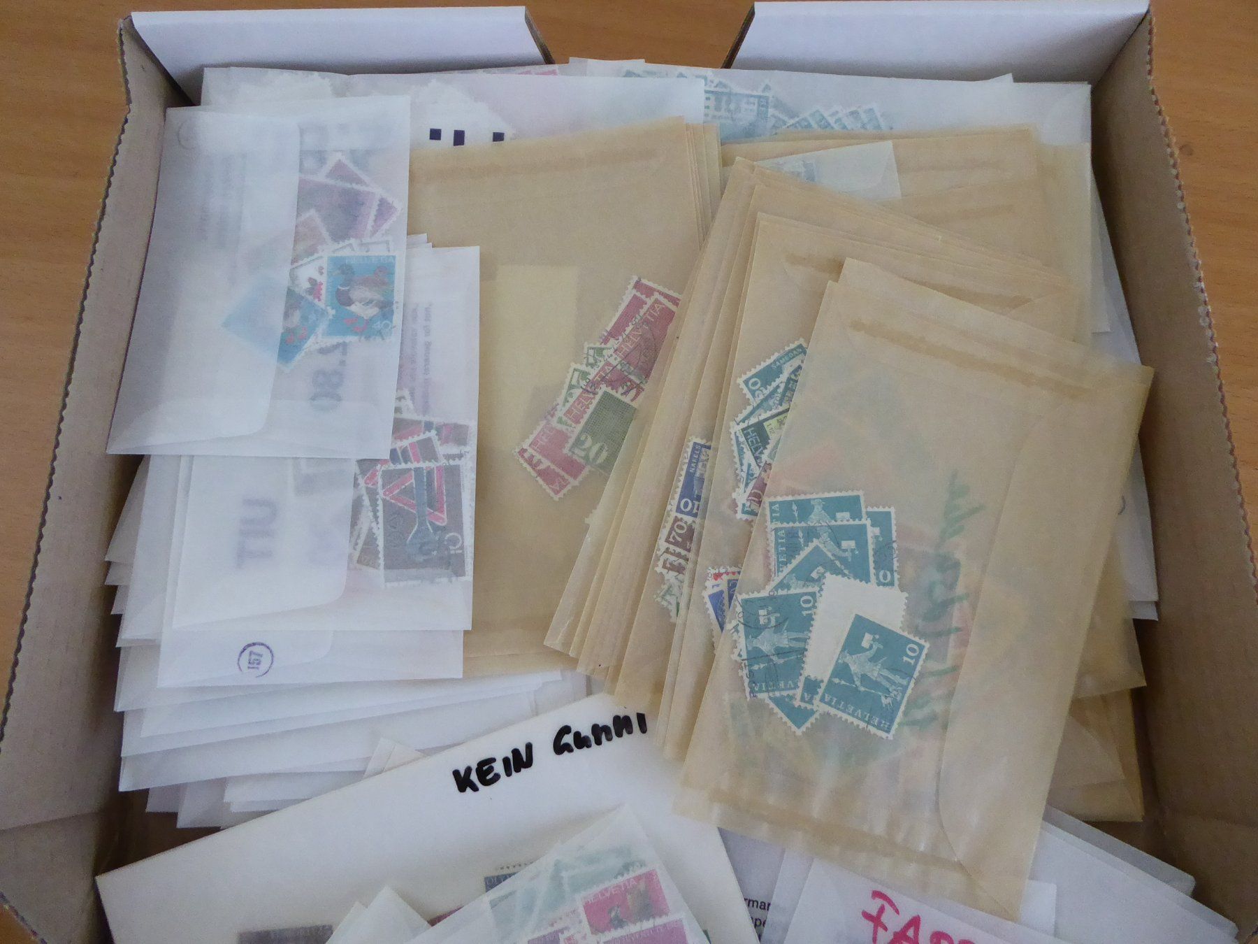 Tutti i francobolli: INTERESSANTER POSTEN BRIEFMARKEN SCHWEIZ – Usato da Rothrist venduto da swisstools 2