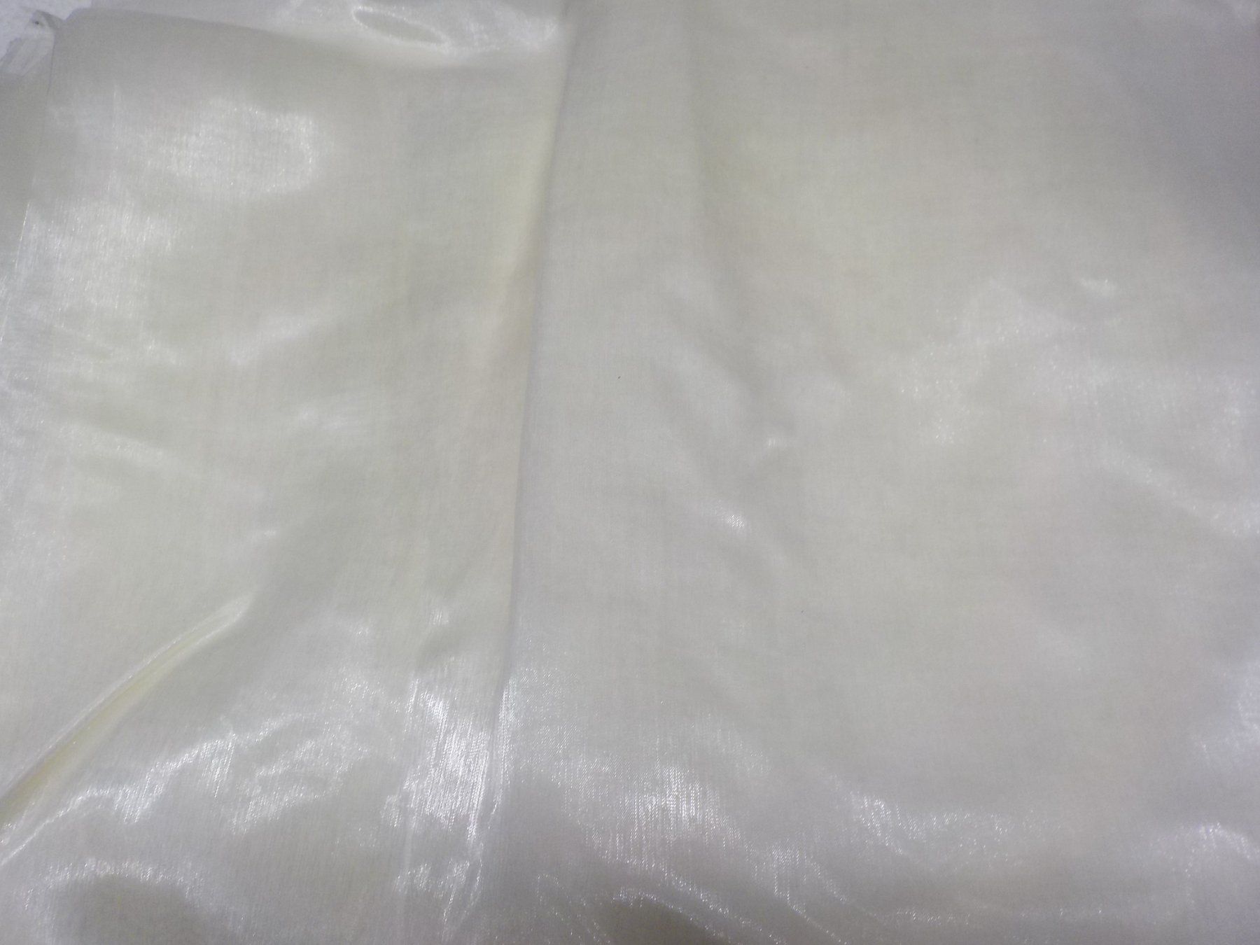 Stoffe: Cremfarbiger Organza Stoff – Neu (gemäss Beschreibung) aus Muri b. Bern von Ricardodecor