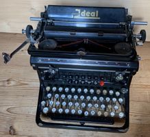 Alte Schreibmaschine Naumann Ideal