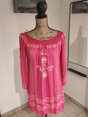 Pinkes Sommerkleid mit Stickerei, One Size, Top Zustand!