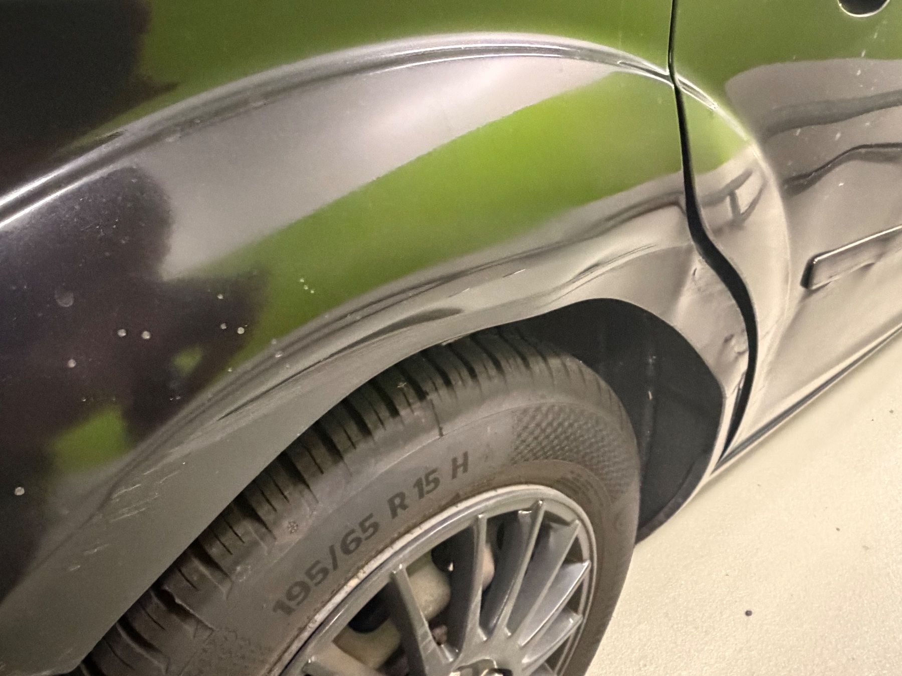 Ford Automobili: Ford Focus 1.6 16V Schwarz – Usato da Wängi venduto da TimoTG97 4