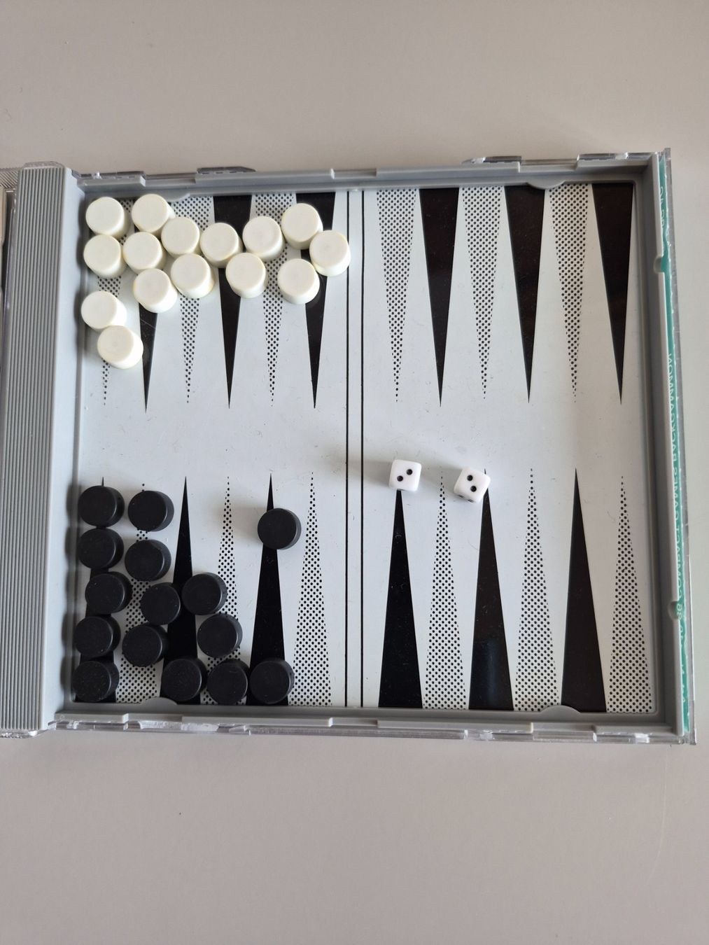Spiele: Schachspiel und Backgammon CD Format – Gebraucht aus Ennetbürgen von thb_b66b 4