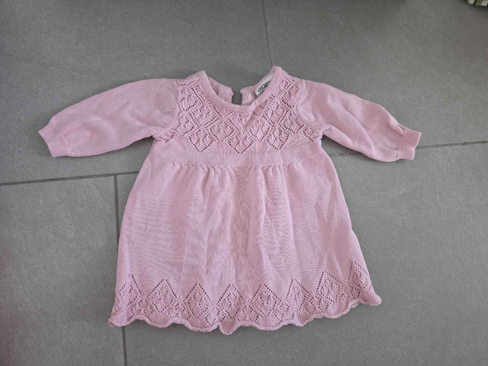 Vestiti & Gonne: 56 Baby Strickkleid – Usato da Fislisbach venduto da Andreafa