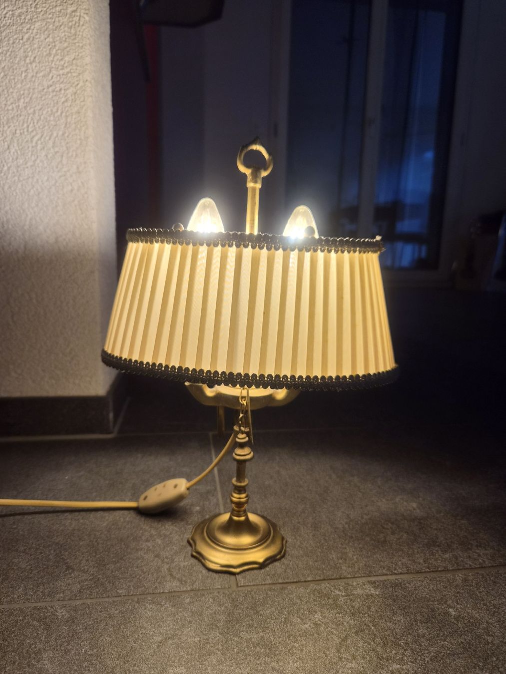 Lampade: 2 Antike Messing Tisch Lampen – Usato da Fislisbach venduto da LEMO_Motos 3
