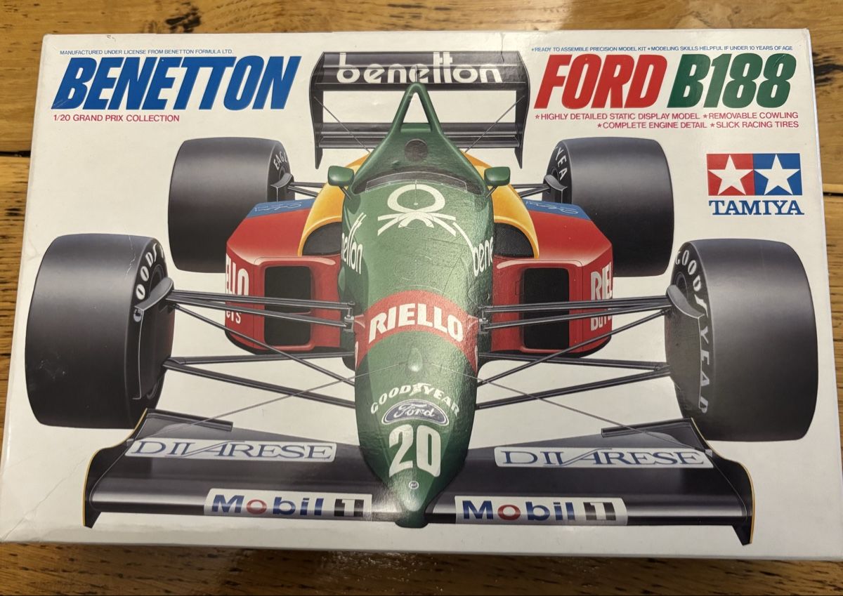 Tamiya Modellini d'auto: F1 - Benetton Ford B188 – Nuovo (secondo la descrizione) da Roggwil BE venduto da NYRF