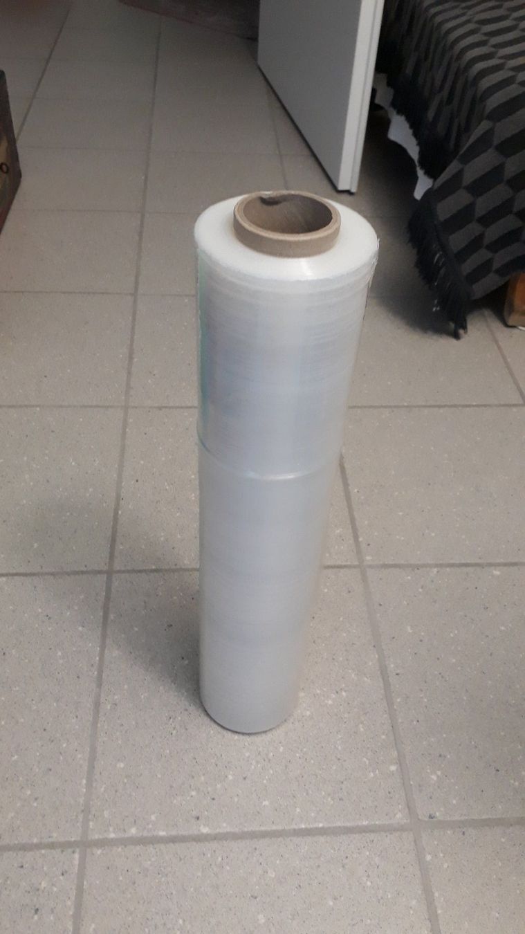 Fogli trasparenti: 1 gebrauchte Rolle grosse Verpackungsfolie – Usato da Stäfa venduto da Supertramp73 2
