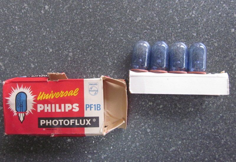 Agfa Blitze: Agfa Clibo Blitz inkl. Tasche mit 4 Reserveblitzen – Gebraucht aus Bischofszell von Pfau0 8