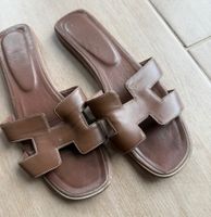 Hermes Oran Sandale, Gr. 39, braun