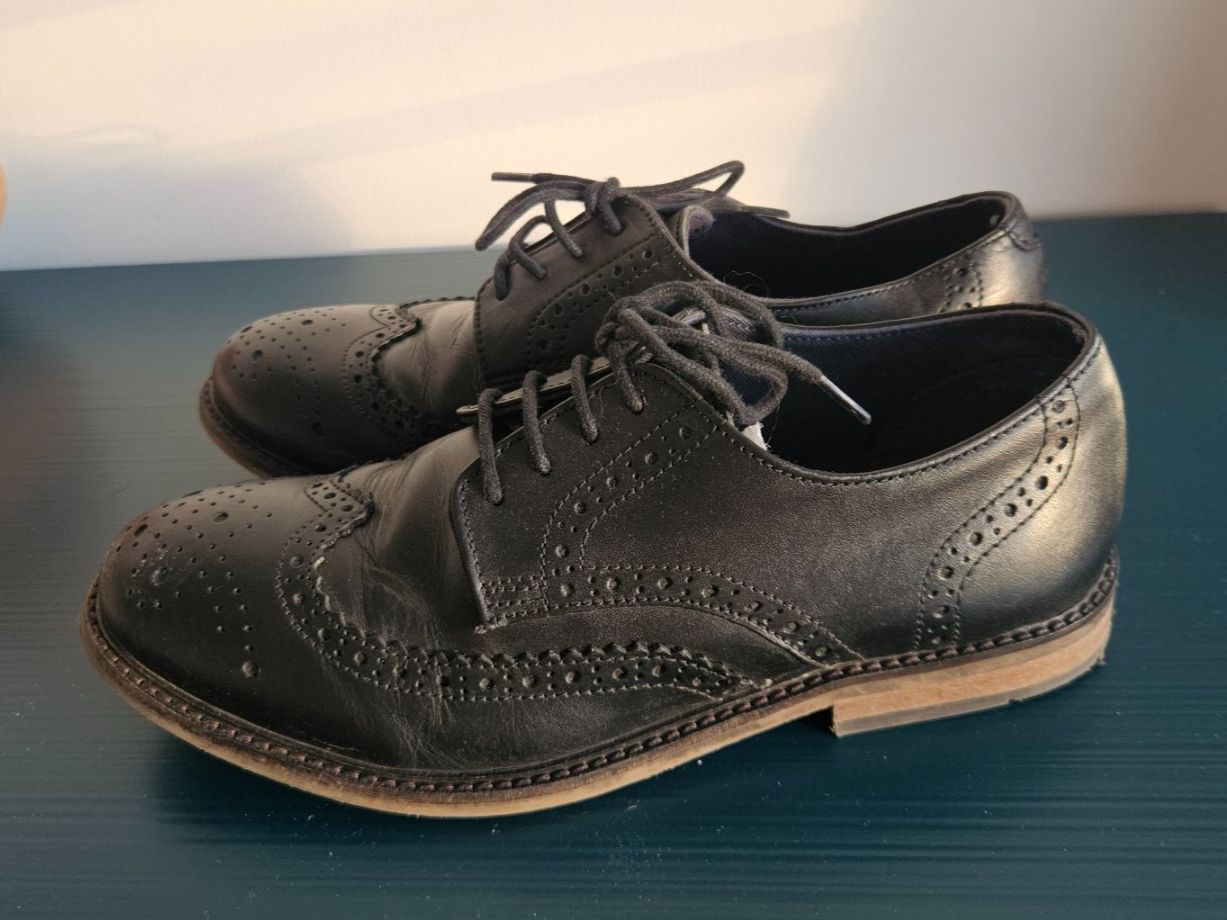 Scarpe da uomo: Black Leather Brogue Shoes EU 38 – Usato da Affoltern am Albis venduto da Katarinushka 3