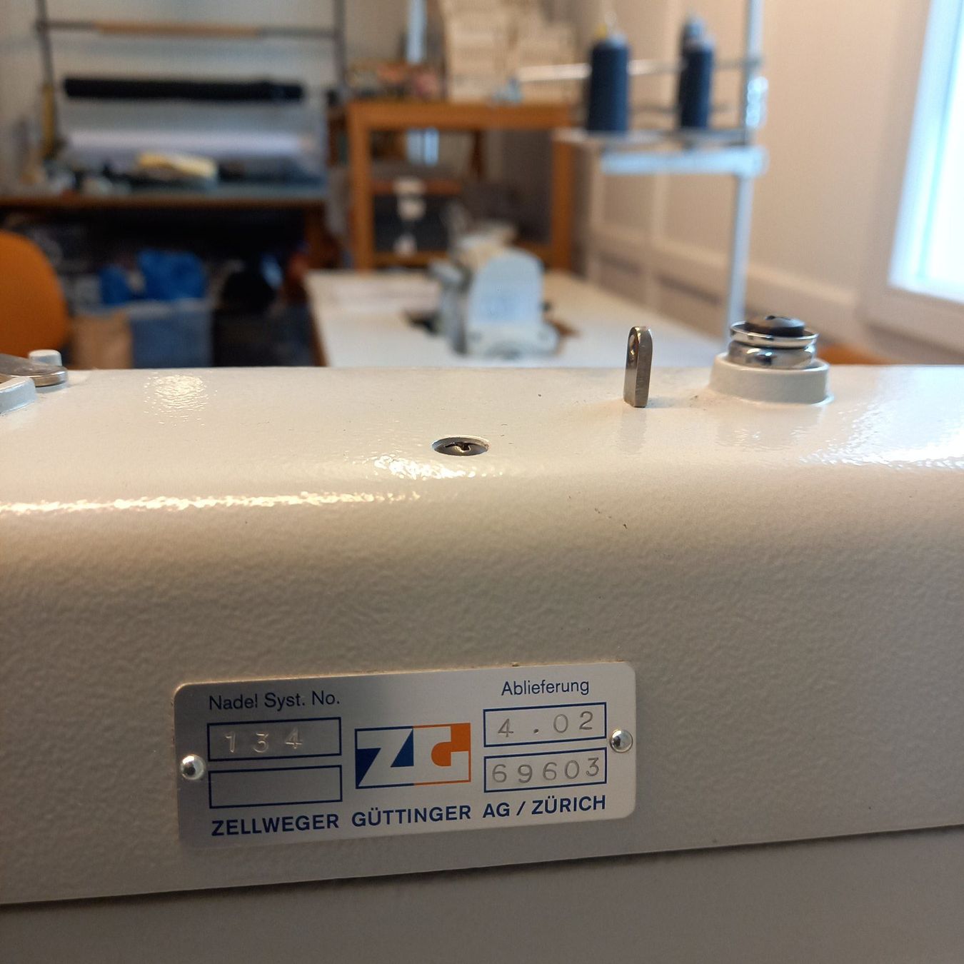 Dürkopp Nähmaschinen: Schnellnäher Industriemaschine Dürrkopp Adler – Gebraucht aus Lichtensteig von mondkleider 3
