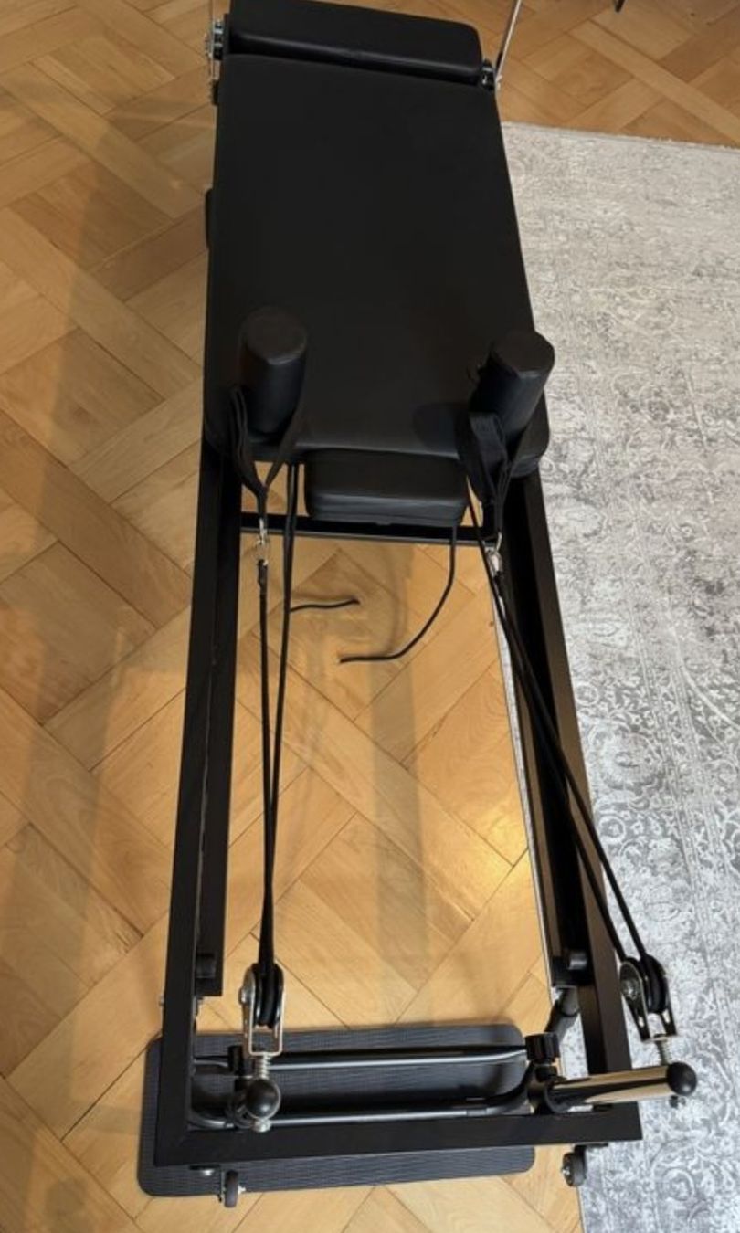 Hometrainer: Reformer Pilates – Gebraucht aus Benglen von Janine_25