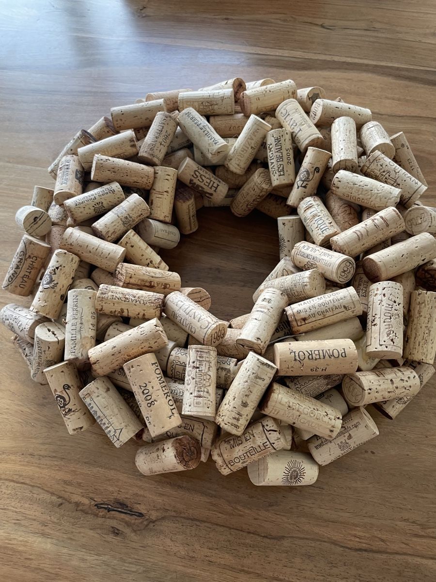 Tutte le decorazioni: Rustic Wine Cork Wreath Decoration – Usato da Waedenswil venduto da Paps04 2
