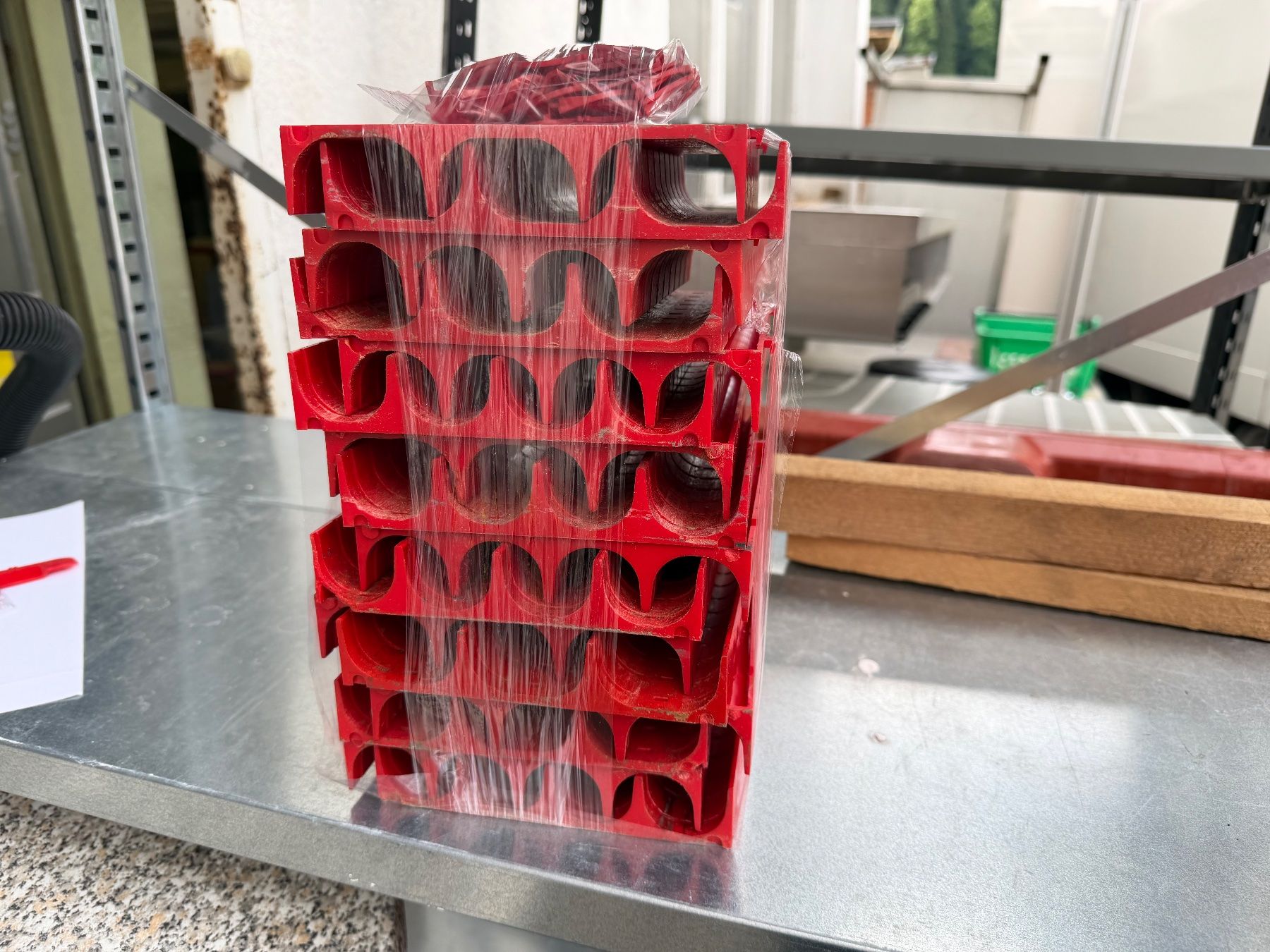 Lista Tutti gli attrezzi: 16 Stk. gebrauchte Lista Einteilungen 15x15cm – Usato da Necker venduto da liq24 2