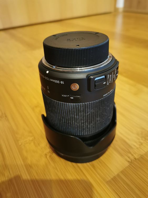 Nikon D5300 Comme Neuf + Objectif Sigma 18-300mm F/3.5-6.3 DC Macro Neuf